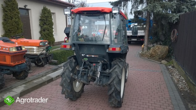 Kubota GL 241 traktor ogrodniczy - zdjęcie 1
