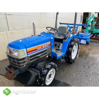 Traktor Iseki TF223F | 4x4 | 933mth | Transport | Faktura VAT