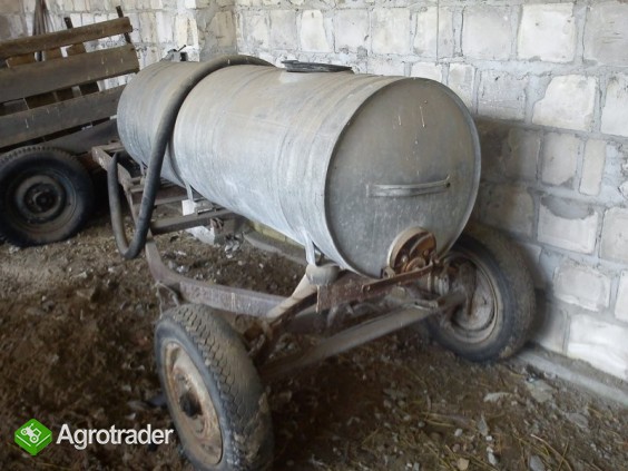 Beczka z pompą elektryczną - zdjęcie 2